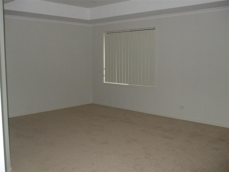 2 Robe Court, Andrews Farm SA 5114