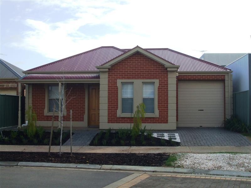 3 Brimpton Avenue, Mawson Lakes SA 5095