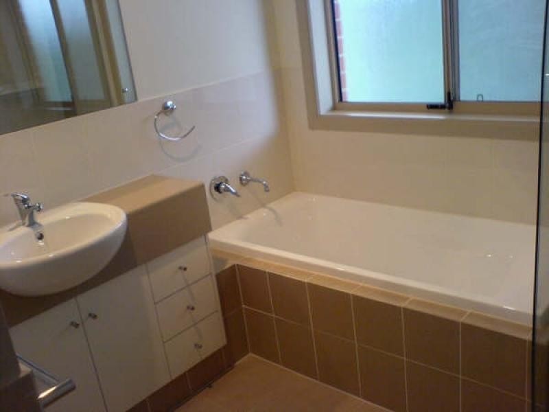 3 Brimpton Avenue, Mawson Lakes SA 5095