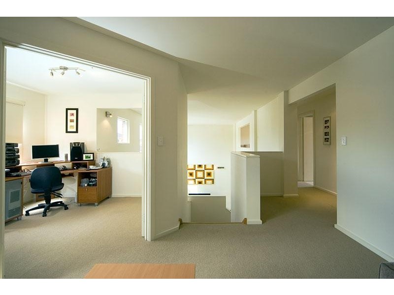 6 Reunion Lane, Mawson Lakes SA 5095