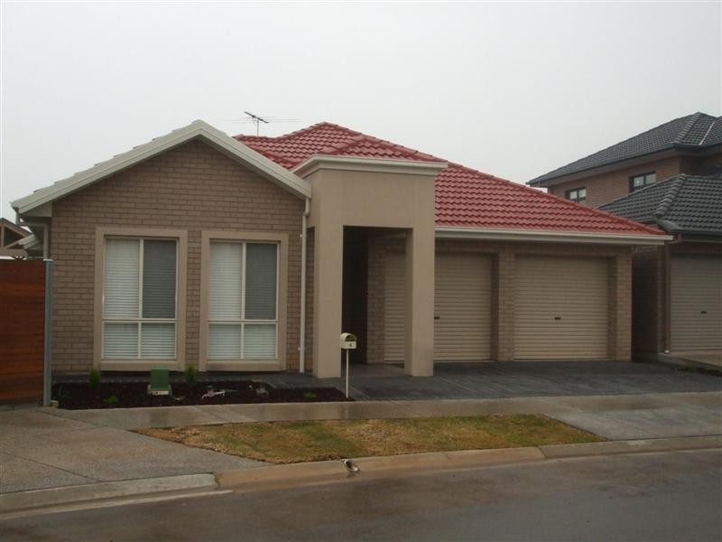 4 Nelson Crescent, Mawson Lakes SA 5095