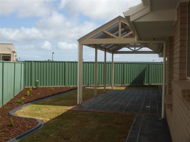 4 Nelson Crescent, Mawson Lakes SA 5095