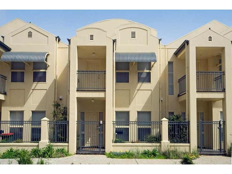 12 Yates Street, Mawson Lakes SA 5095