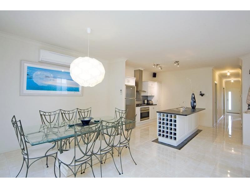 10 Mossman Street, Mawson Lakes SA 5095