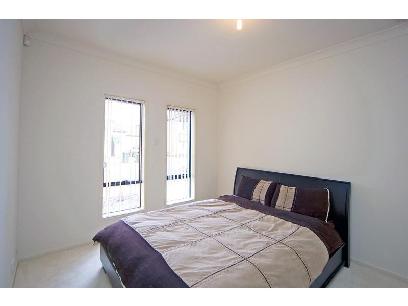 10 Mossman Street, Mawson Lakes SA 5095