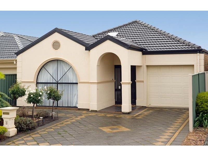 3 Mallard Crescent, Mawson Lakes SA 5095