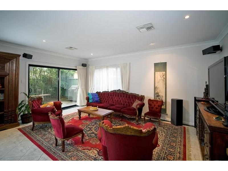 3 Mallard Crescent, Mawson Lakes SA 5095