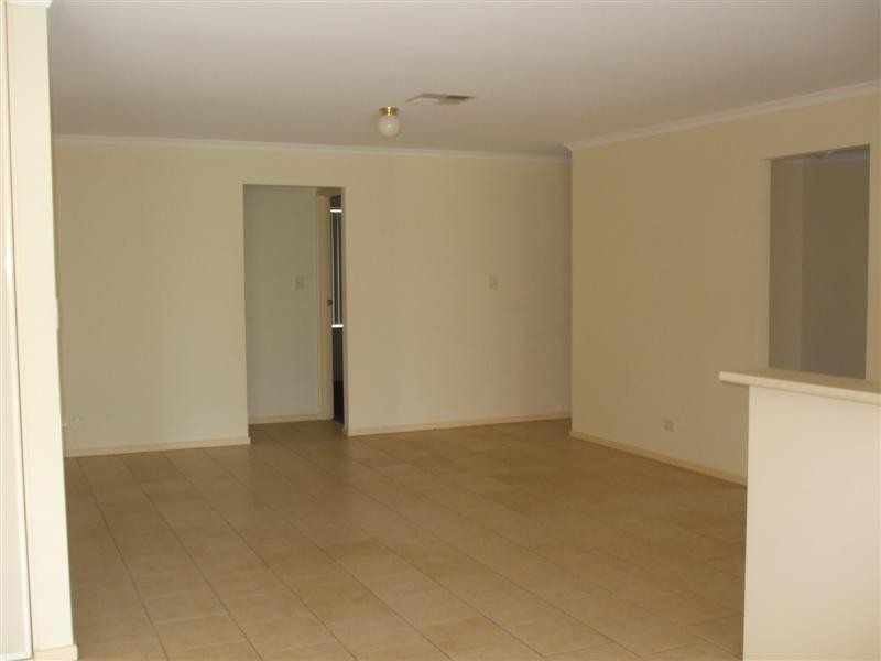 7 Hazelwood Place, Blakeview SA 5114