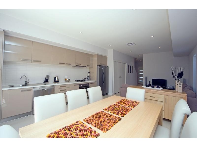 13 Hope Lane, Mawson Lakes SA 5095