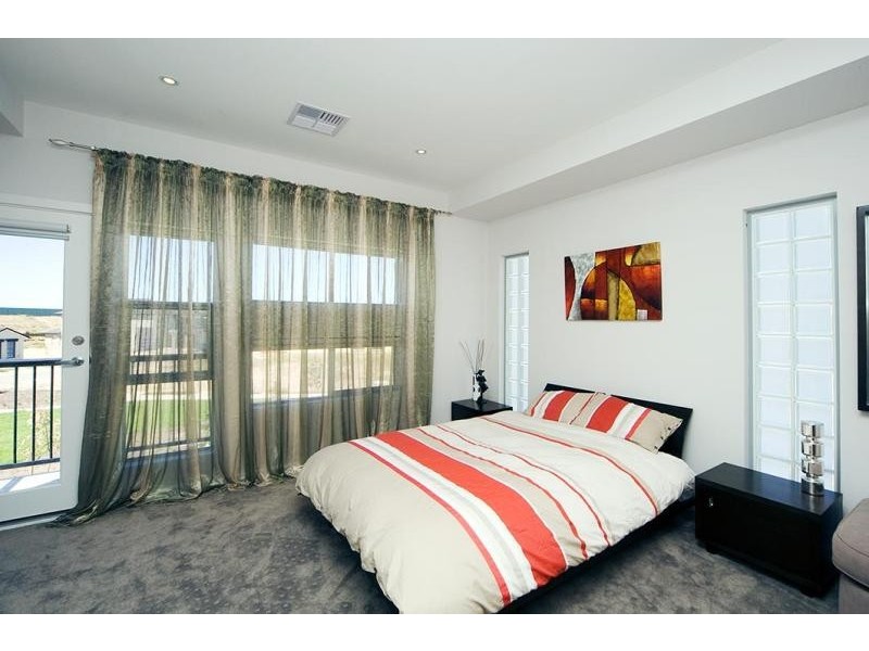 13 Hope Lane, Mawson Lakes SA 5095