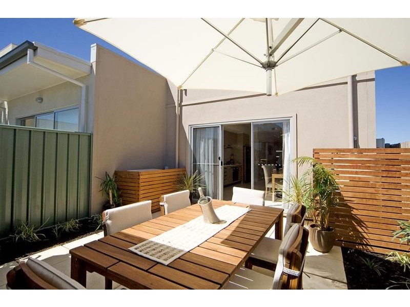 13 Hope Lane, Mawson Lakes SA 5095