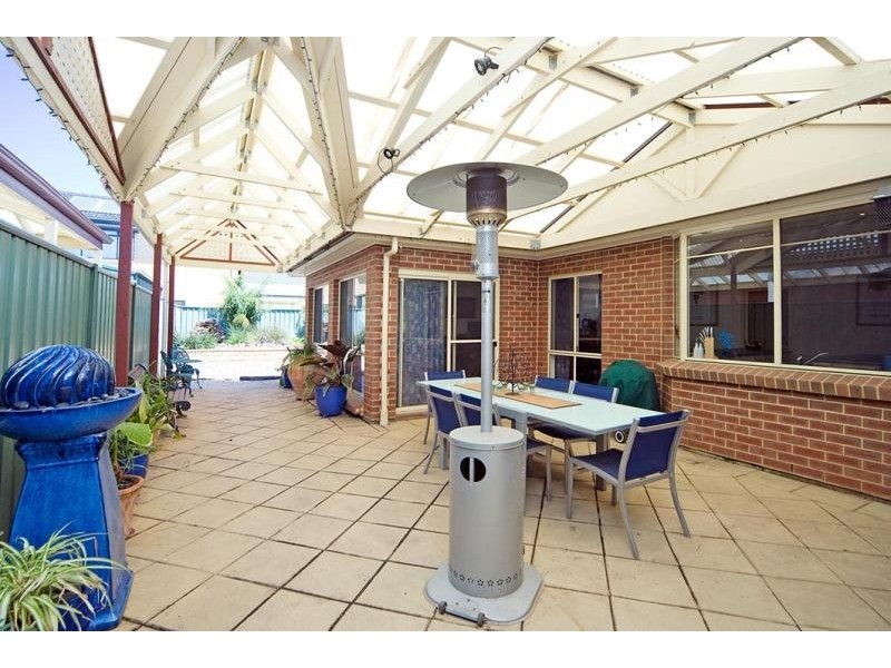 2 Magenta Court, Mawson Lakes SA 5095
