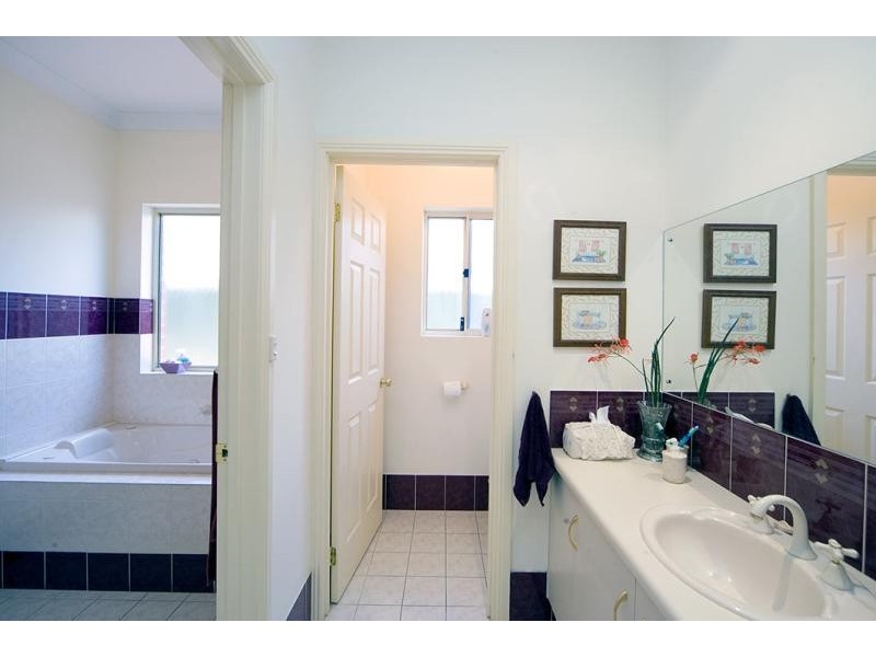 2 Magenta Court, Mawson Lakes SA 5095