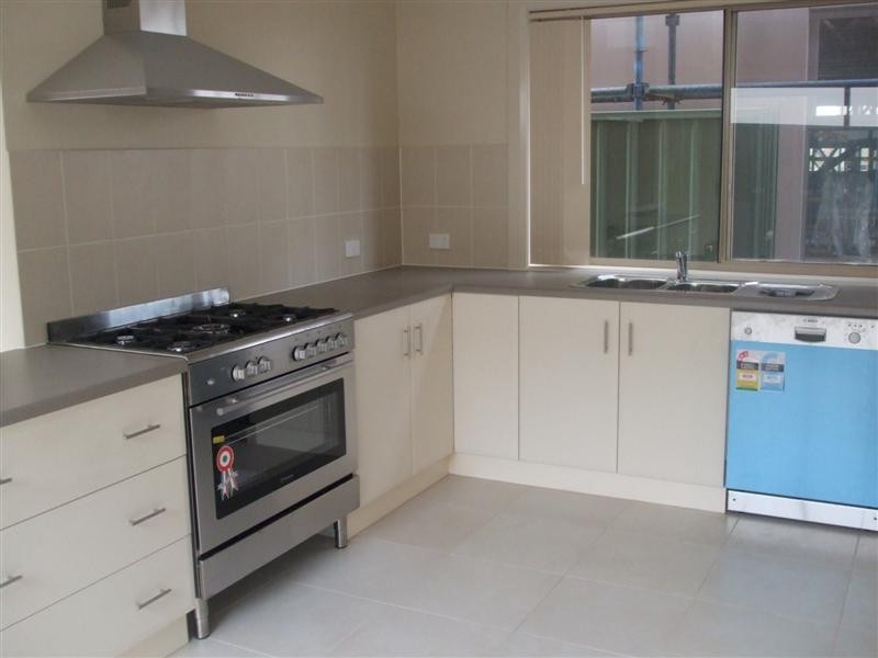 14 St Clair Avenue, Mawson Lakes SA 5095