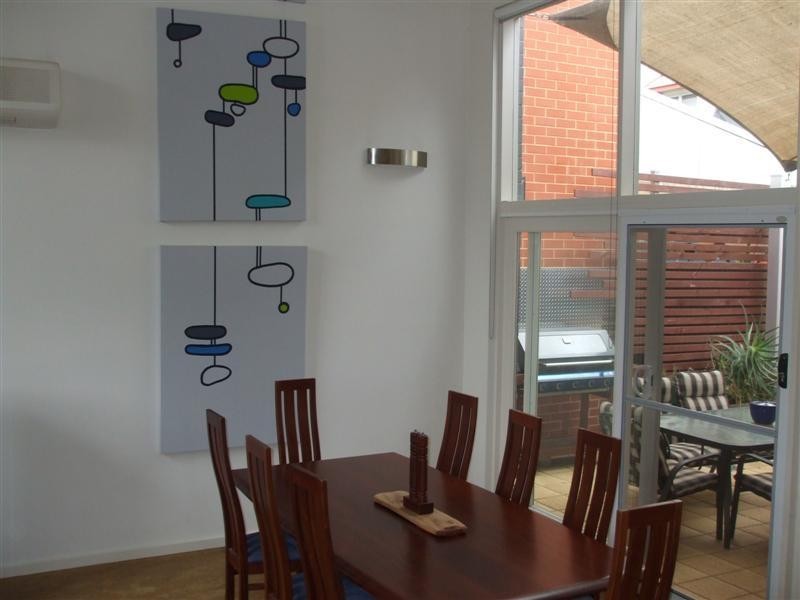 1 Hurtle Parade, Mawson Lakes SA 5095