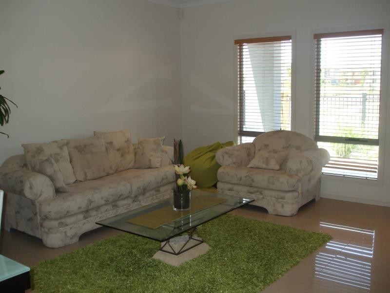 67 Isla Circuit, Mawson Lakes SA 5095