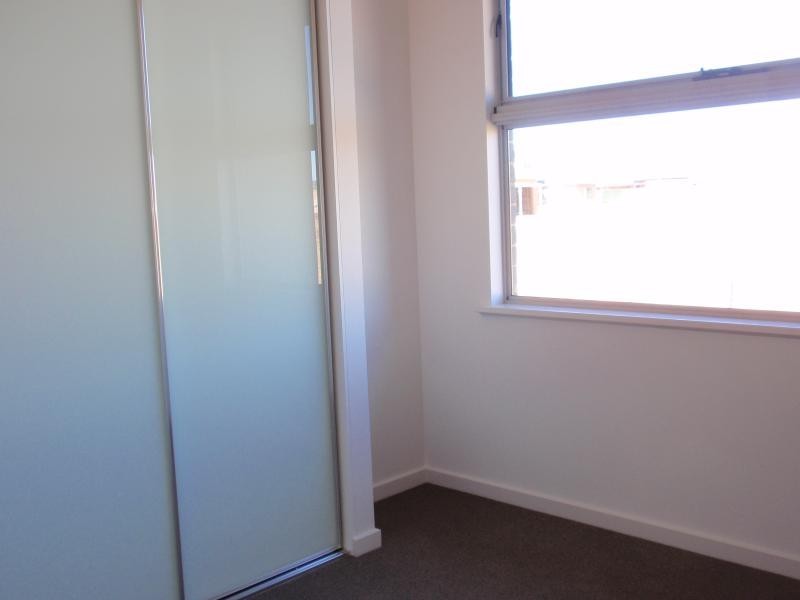 17 Bonita Lane, Mawson Lakes SA 5095