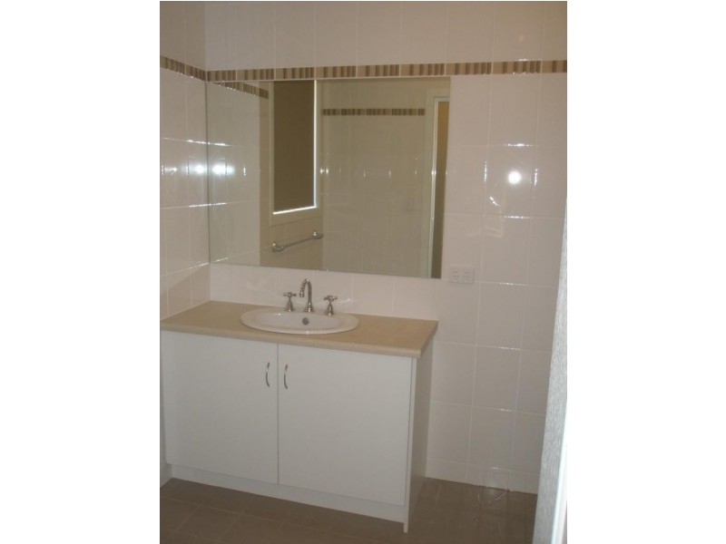 20 Yellow Gum Avenue, Athol Park SA 5012