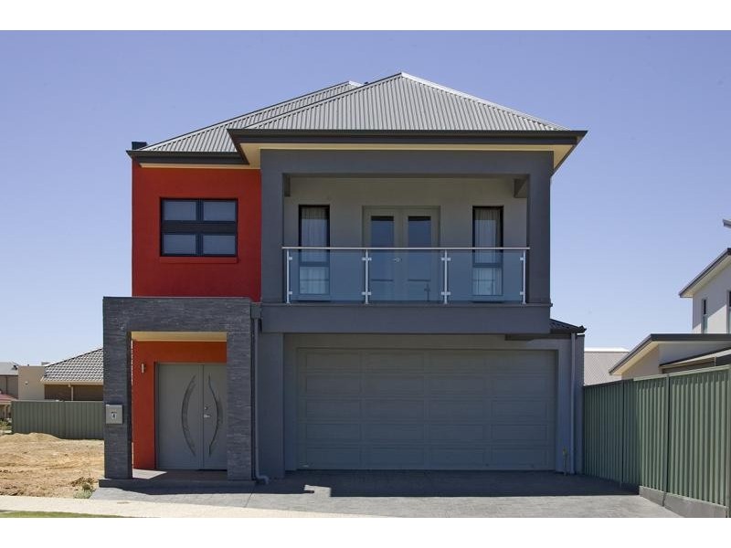 4 Victoria Parade, Mawson Lakes SA 5095