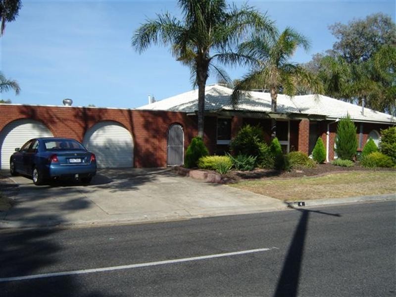 4 Rhus Avenue, Parafield Gardens SA 5107