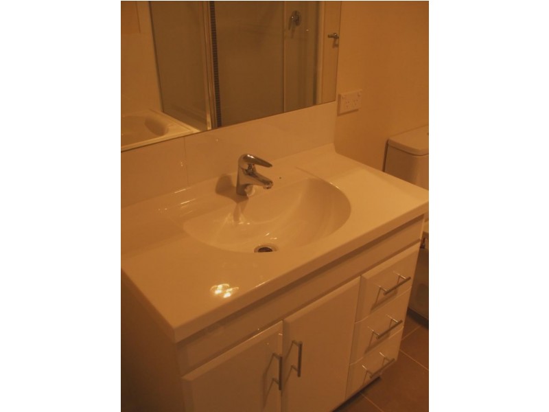 5 Everard Court, Mawson Lakes SA 5095