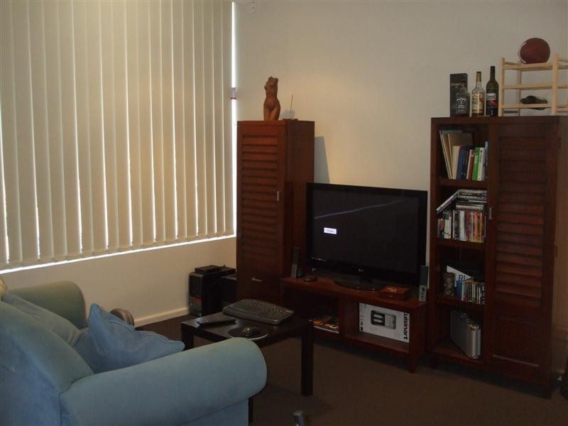 Apartment E4/18-28 Main Street, Mawson Lakes SA 5095