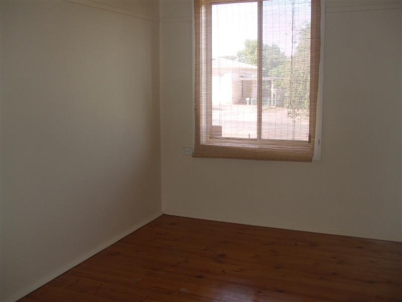 23 Dayman St, Elizabeth Park SA 5113