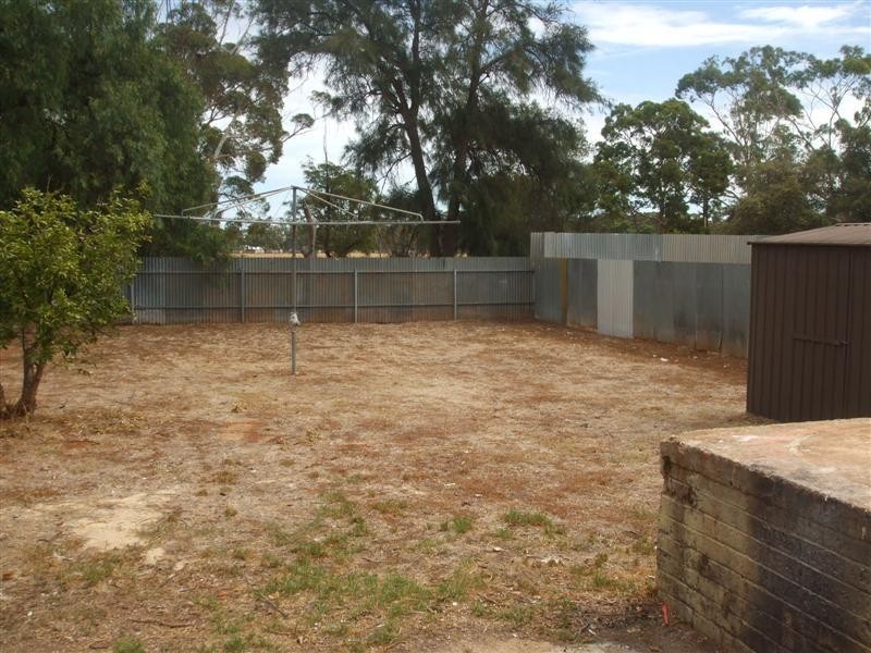 8 Hogarth Road, Elizabeth South SA 5112