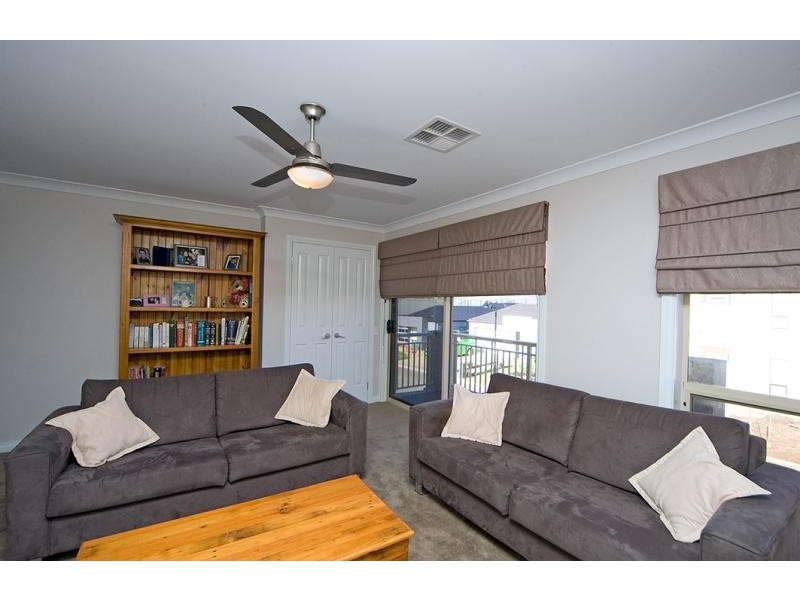 11 Benton Street, Mawson Lakes SA 5095