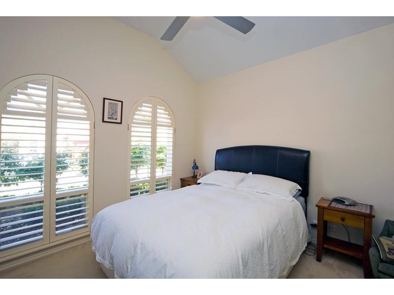 8 Hinchinbrook Ave, Mawson Lakes SA 5095