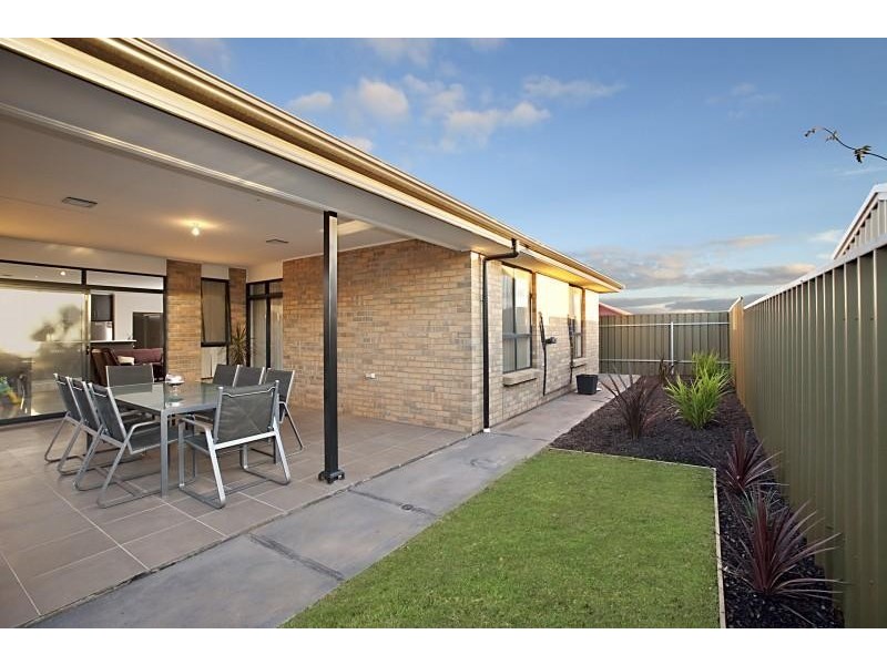 146 President Avenue, Andrews Farm SA 5114