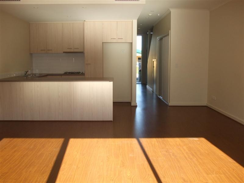 5 Everard Court, Mawson Lakes SA 5095