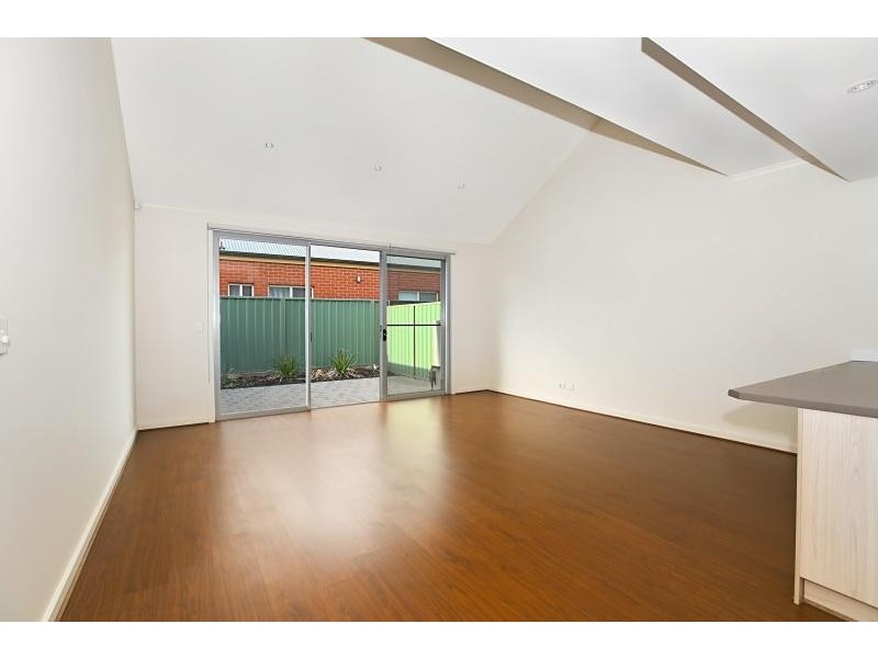 5 Everard Court, Mawson Lakes SA 5095