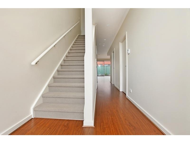 5 Everard Court, Mawson Lakes SA 5095