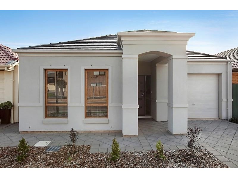13 Mossman Street, Mawson Lakes SA 5095