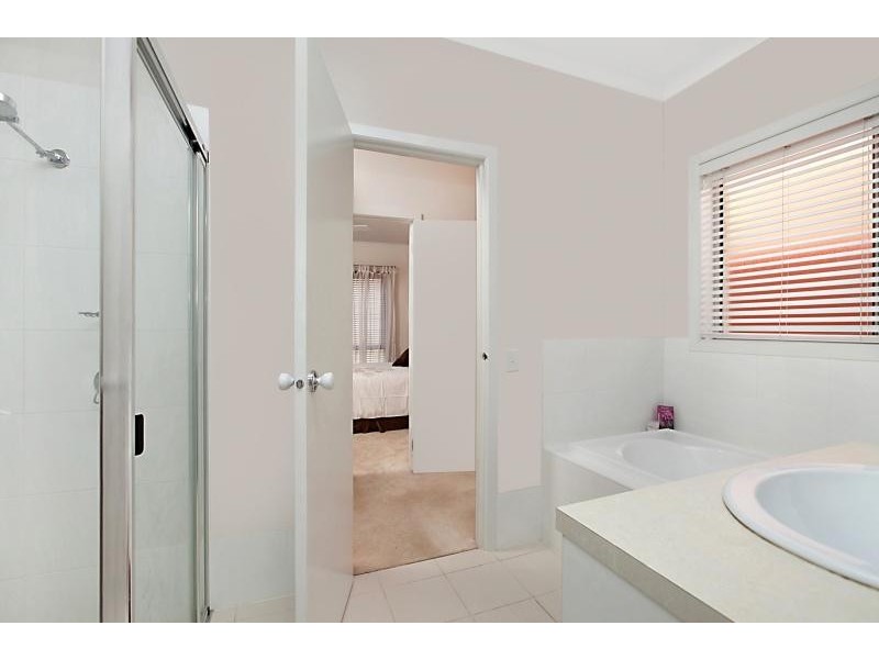 13 Mossman Street, Mawson Lakes SA 5095