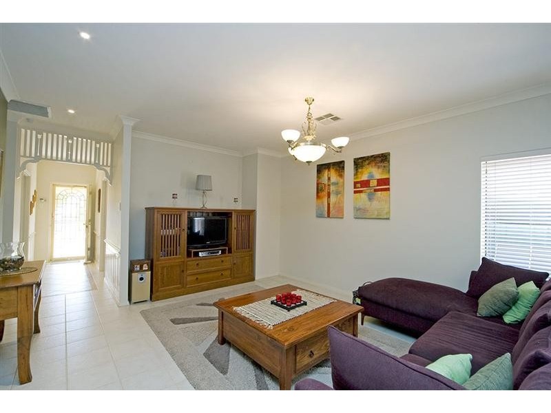 61 Shearwater Drive, Mawson Lakes SA 5095