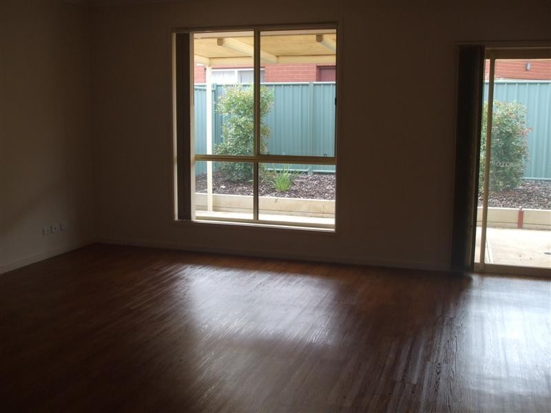 19 Newland Way, Mawson Lakes SA 5095