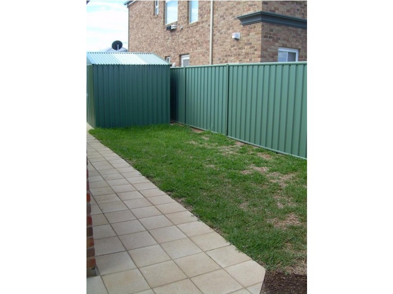 11 Iluka Crescent, Mawson Lakes SA 5095