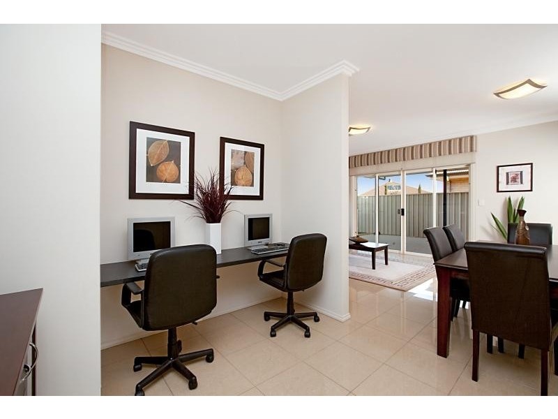 8 The Boulevard, Parafield Gardens SA 5107