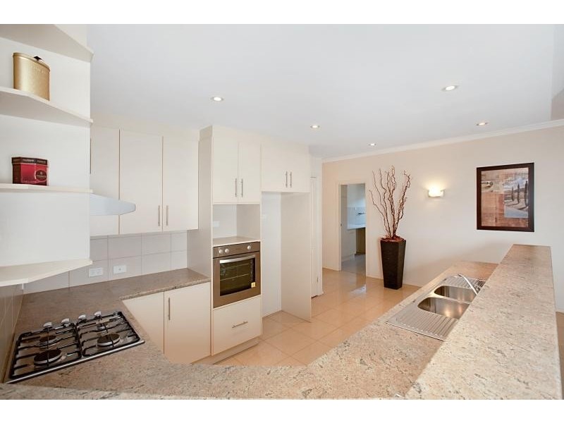 8 The Boulevard, Parafield Gardens SA 5107