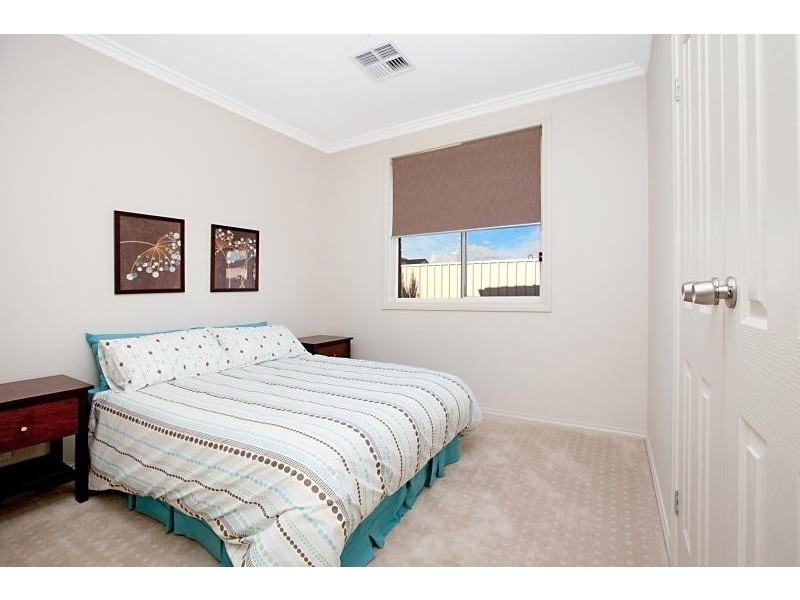 8 The Boulevard, Parafield Gardens SA 5107