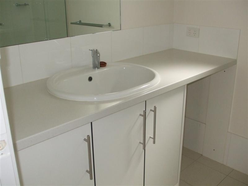 21/5-15 Goodall Parade, Mawson Lakes SA 5095