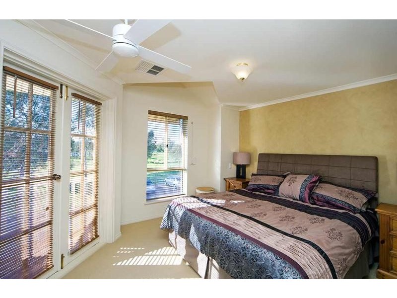 2 Victoria Court, Mawson Lakes SA 5095