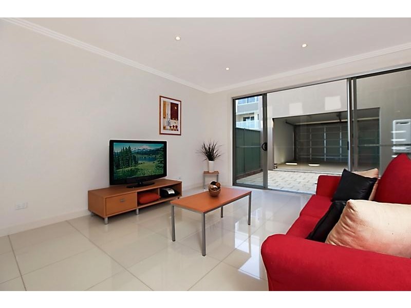 12 Riverside Street, Mawson Lakes SA 5095