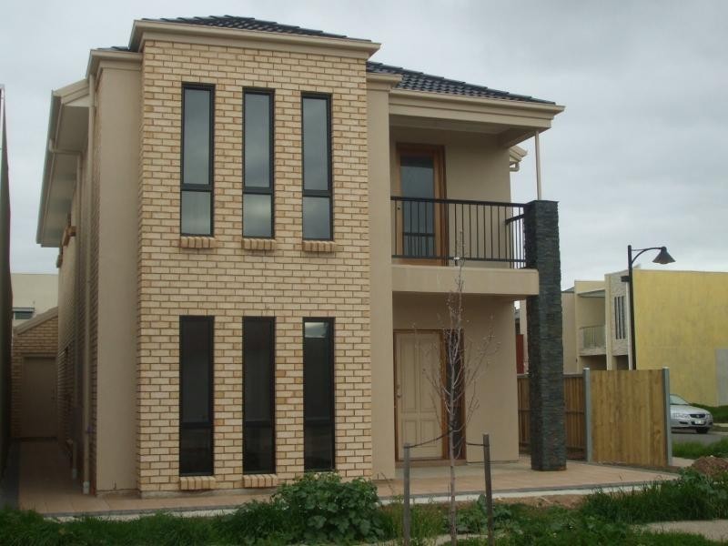 9 Harvey Cct, Mawson Lakes SA 5095