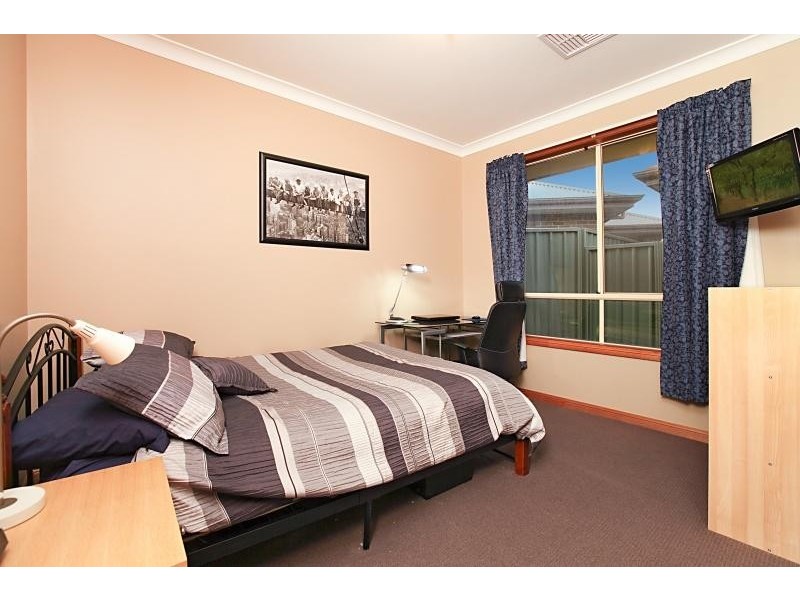 40 MacMillan Avenue, Mawson Lakes SA 5095