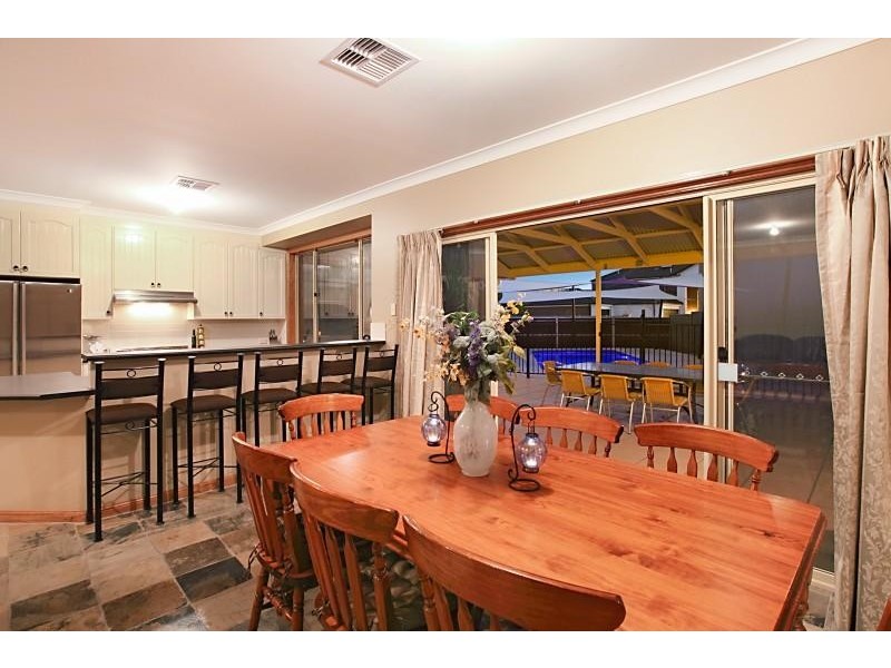 40 MacMillan Avenue, Mawson Lakes SA 5095