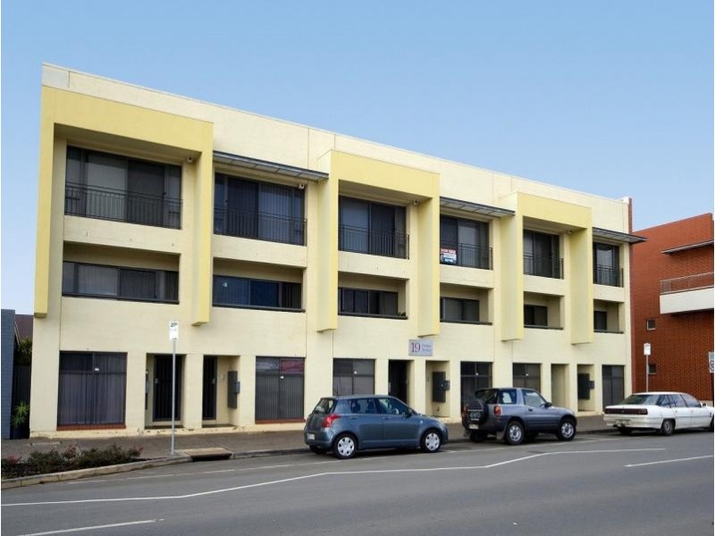 2/19 Garden Terrace, Mawson Lakes SA 5095