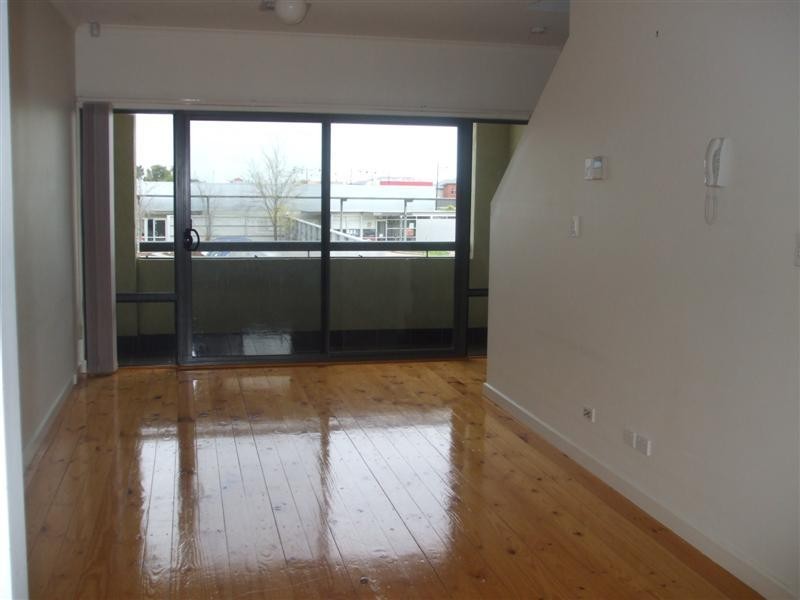 2/19 Garden Terrace, Mawson Lakes SA 5095